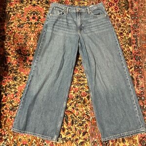 Mid Rise Baggy Gap Jeans size 31 (12 regular)